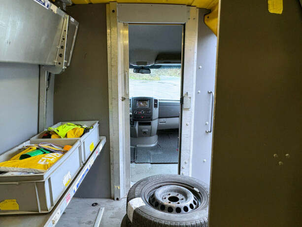 mercedes-benz-sprinter-diesel-2018-big-12