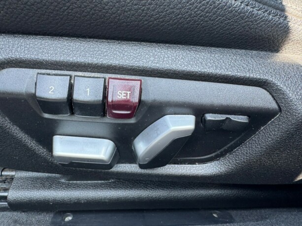 bmw-3-serie-elektrisitetbensin-2017-big-12