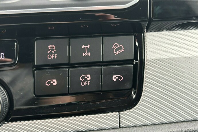 volkswagen-caravelle-diesel-2018-big-22