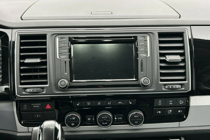 volkswagen-caravelle-diesel-2018-big-20