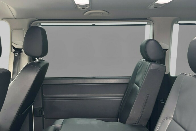 volkswagen-caravelle-diesel-2018-big-25