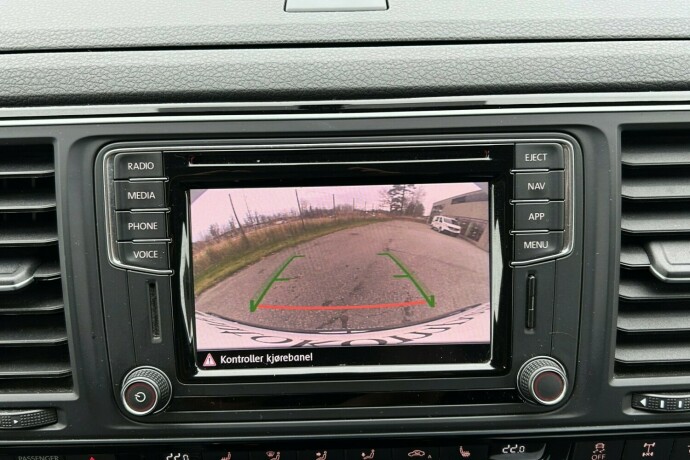 volkswagen-caravelle-diesel-2018-big-17