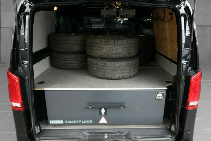 mercedes-benz-vito-diesel-2021-big-20