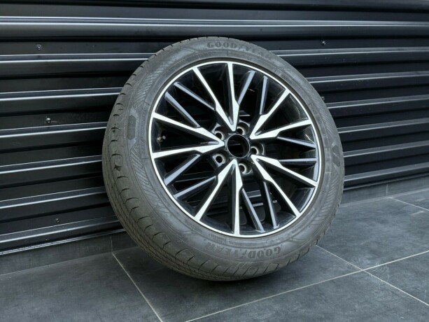 toyota-c-hr-elektrisitetbensin-2016-big-32