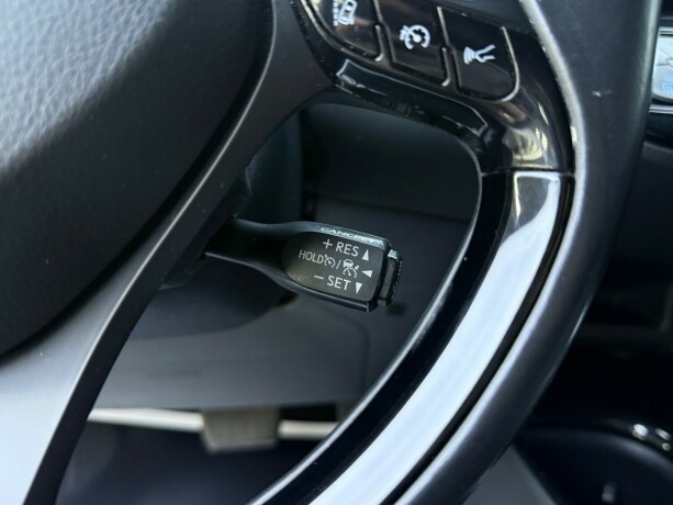 toyota-c-hr-elektrisitetbensin-2016-big-16