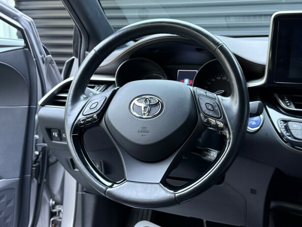 toyota-c-hr-elektrisitetbensin-2016-big-12