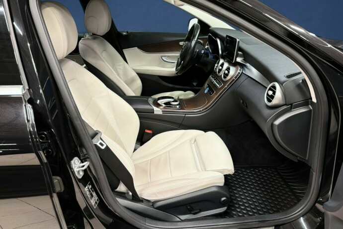 mercedes-benz-c-klasse-elektrisitetbensin-2016-big-12