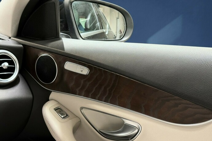 mercedes-benz-c-klasse-elektrisitetbensin-2016-big-17