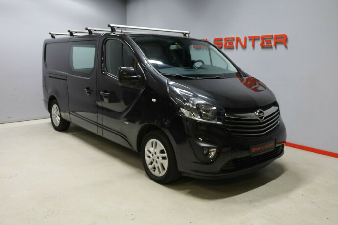 opel-vivaro-diesel-2017-big-0