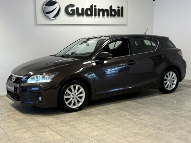 lexus-ct200h-bensin-2012-big-0