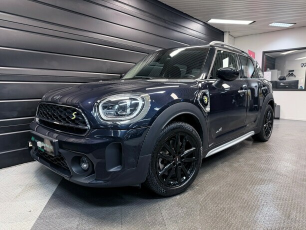 mini-countryman-elektrisitetbensin-2023-big-2