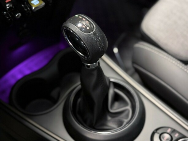 mini-countryman-elektrisitetbensin-2023-big-22