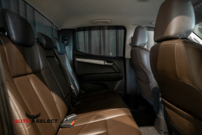 isuzu-d-max-diesel-2013-big-13