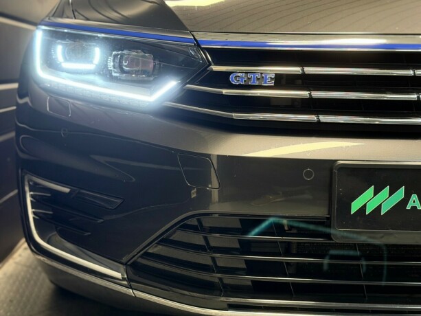 volkswagen-passat-elektrisitetbensin-2018-big-28