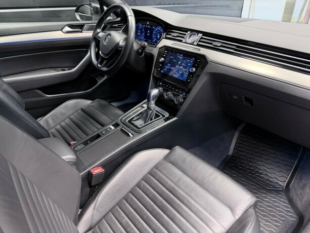 volkswagen-passat-elektrisitetbensin-2018-big-15