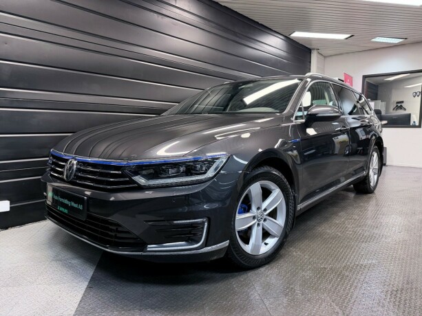 volkswagen-passat-elektrisitetbensin-2018-big-1