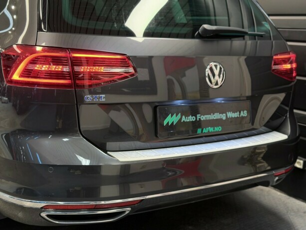 volkswagen-passat-elektrisitetbensin-2018-big-6