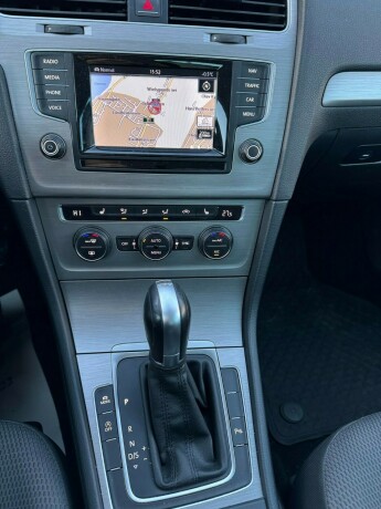 volkswagen-golf-diesel-2015-big-7