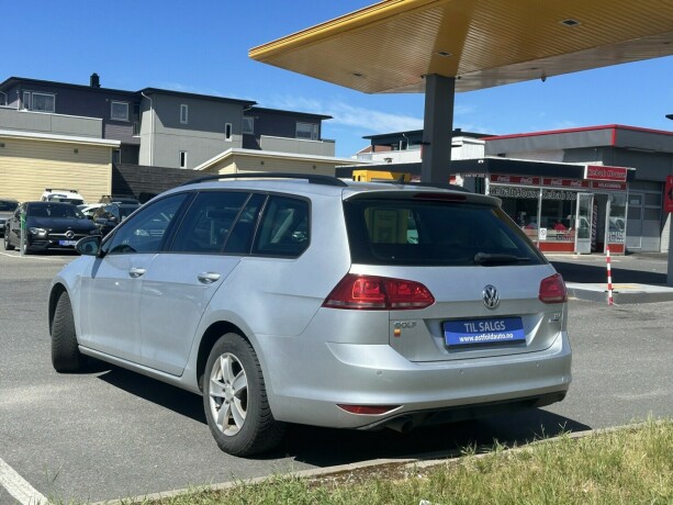 volkswagen-golf-diesel-2015-big-5