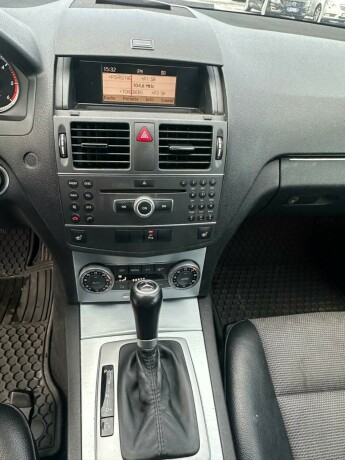 mercedes-benz-c-klasse-diesel-2011-big-12