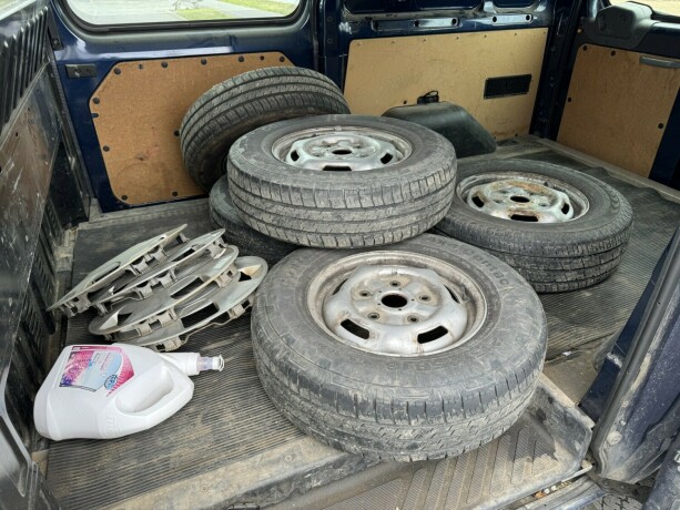 ford-transit-diesel-2013-big-9