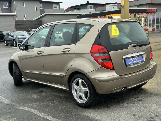 mercedes-benz-a-klasse-diesel-2008-big-5