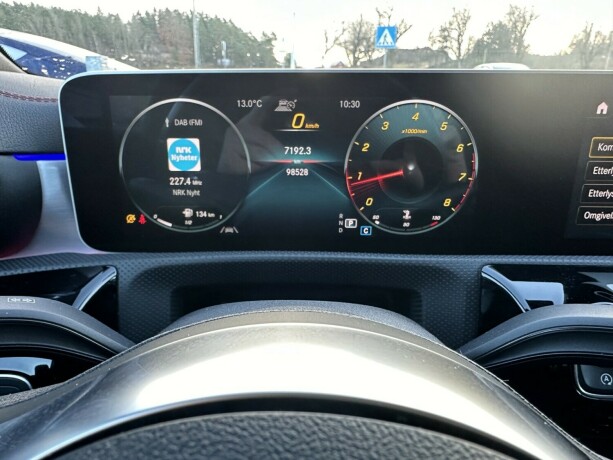 mercedes-benz-cla-bensin-2020-big-18