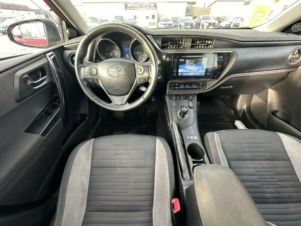 toyota-auris-elektrisitetbensin-2016-big-7