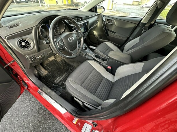 toyota-auris-elektrisitetbensin-2016-big-6