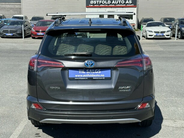 toyota-rav4-elektrisitetbensin-2017-big-4