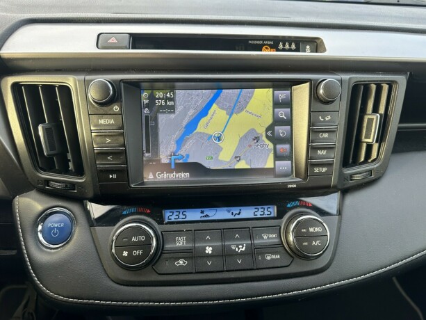 toyota-rav4-elektrisitetbensin-2017-big-14