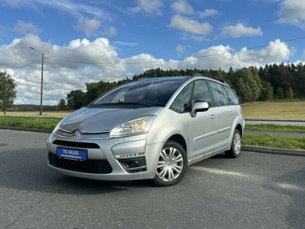 citroen-c4-picasso-diesel-2011-big-1