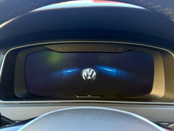 volkswagen-golf-elektrisitet-2020-big-17