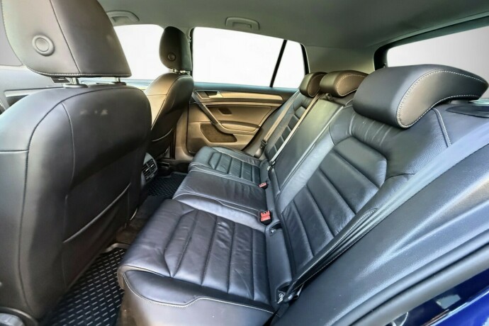 volkswagen-golf-elektrisitet-2020-big-33