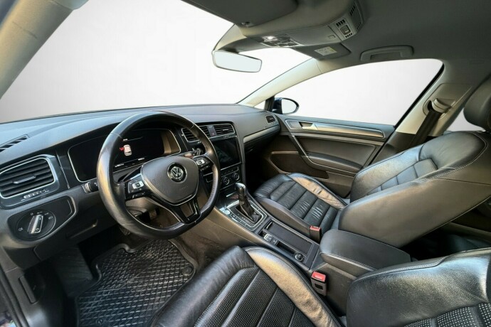 volkswagen-golf-elektrisitet-2020-big-13