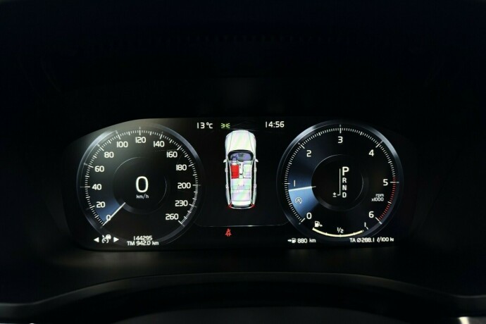 volvo-v60-cross-country-diesel-2019-big-32