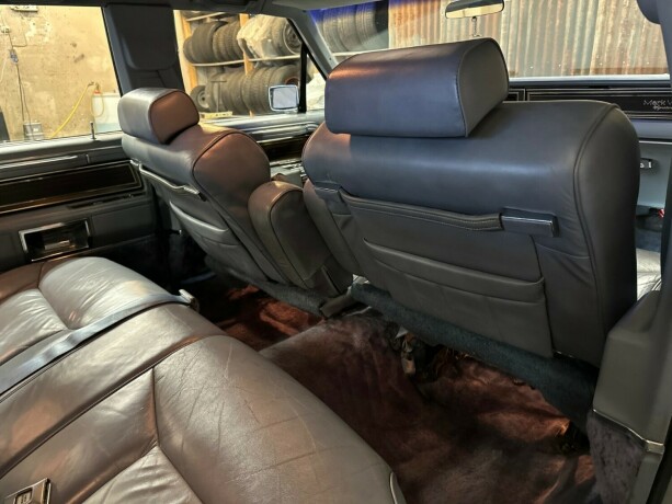 lincoln-continental-bensin-1983-big-34