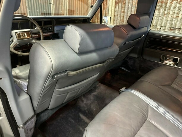 lincoln-continental-bensin-1983-big-38