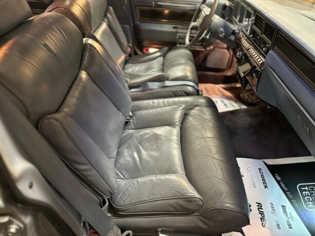 lincoln-continental-bensin-1983-big-29