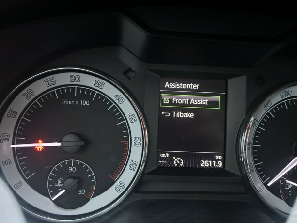 skoda-octavia-diesel-2016-big-24