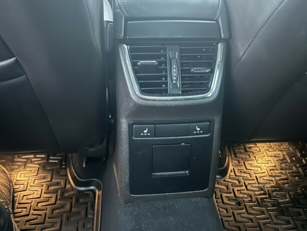 skoda-octavia-diesel-2016-big-13