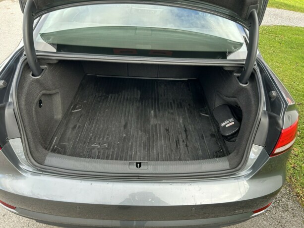 audi-a4-diesel-2016-big-8