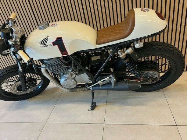 honda-xbr500-bensin-1990-big-2