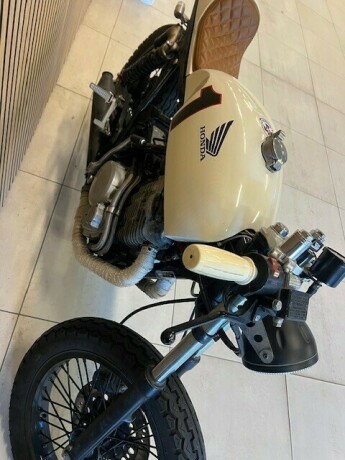 honda-xbr500-bensin-1990-big-3