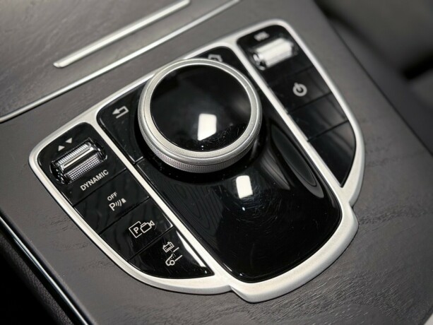 mercedes-benz-c-klasse-elektrisitetbensin-2020-big-21