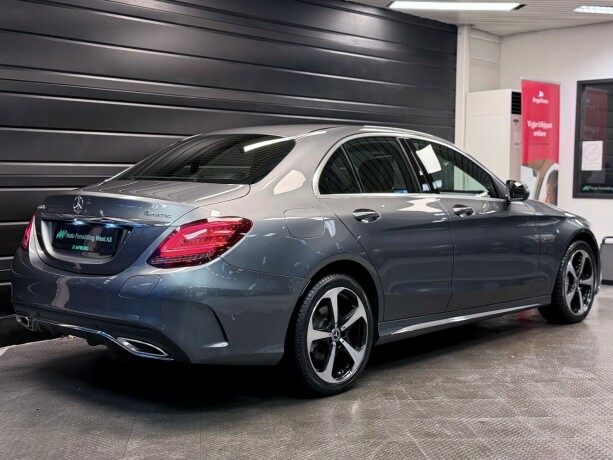 mercedes-benz-c-klasse-elektrisitetbensin-2020-big-7