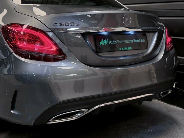 mercedes-benz-c-klasse-elektrisitetbensin-2020-big-5