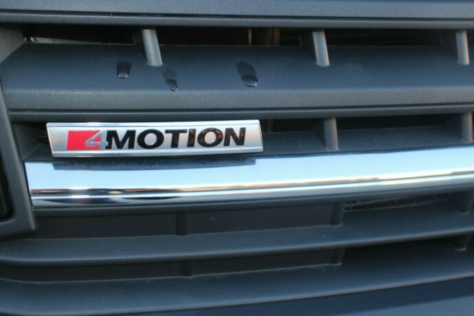 volkswagen-transporter-diesel-2019-big-2