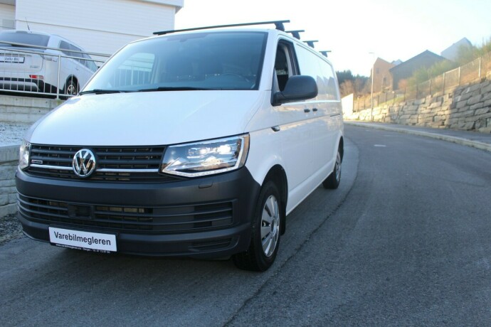 volkswagen-transporter-diesel-2019-big-3