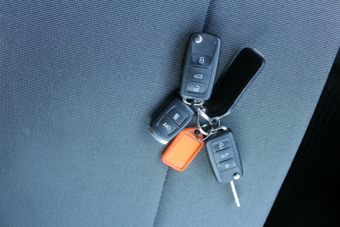 volkswagen-transporter-diesel-2019-big-19